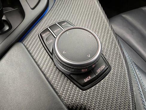 Used 2019 BMW i8 Roadster AWD/4WD image 33