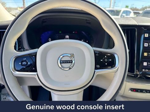 Used 2024 Volvo XC60 B5 Plus w/ Protection Package Premier image 28