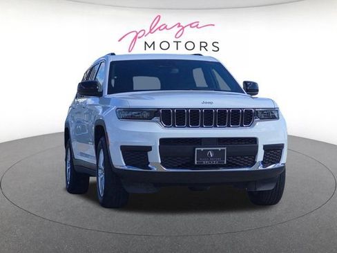 Used 2024 Jeep Grand Cherokee L Laredo AWD/4WD image 3