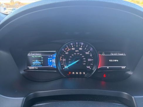 Used 2018 Ford Explorer XLT w/ Equipment Group 202A image 18