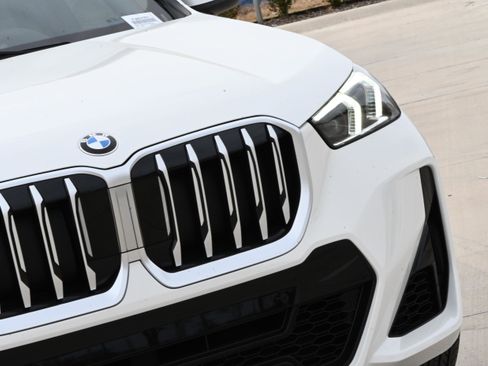 New 2026 BMW X1 xDrive28i image 13