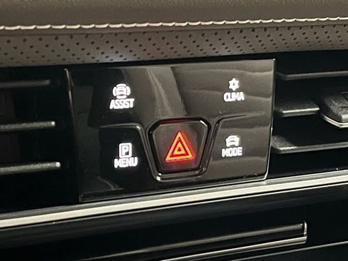 New 2026 Volkswagen Atlas SEL AWD/4WD image 11