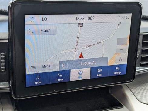 Used 2022 Ford Explorer XLT w/ Equipment Group 202A image 25