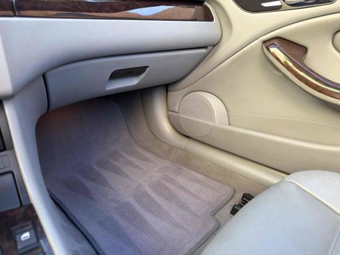 Used 2006 BMW 330Ci Convertible image 45