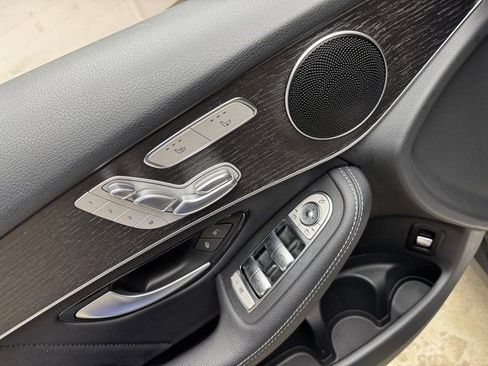 Certified 2022 Mercedes-Benz GLC 300 4MATIC image 11