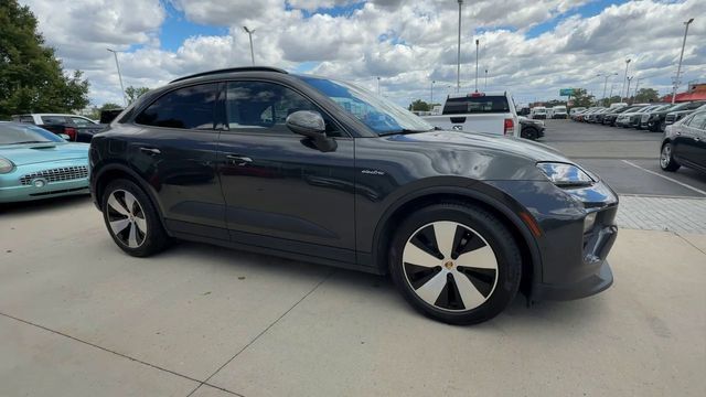 Used 2024 Porsche Macan 4 Electric AWD/4WD image 2