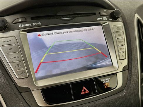 Used 2011 Hyundai Tucson Limited w/ Premium Pkg 3 AWD/4WD image 14