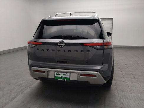 Used 2022 Nissan Pathfinder SL w/ SL Black Package FWD image 7