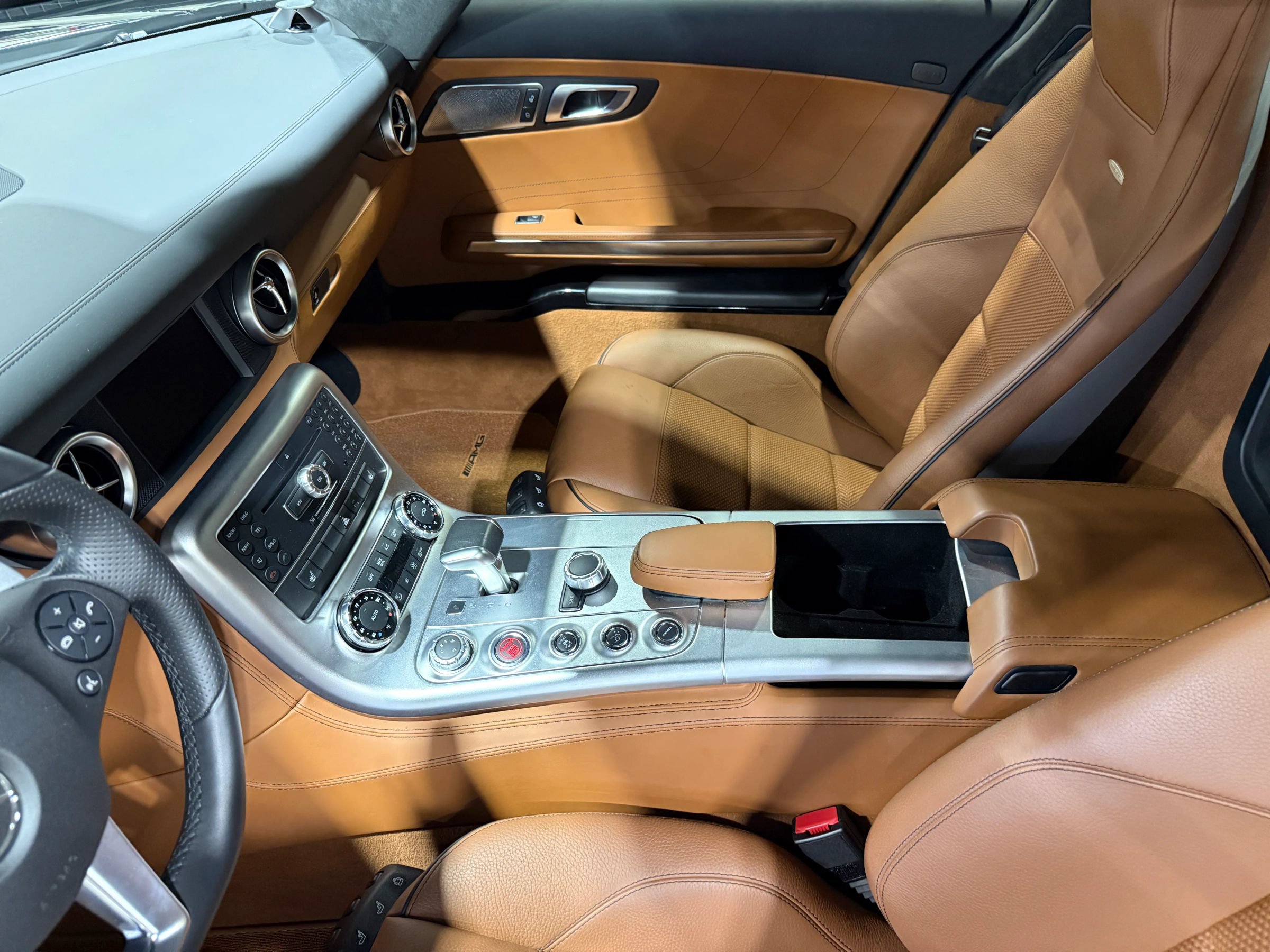 Used 2011 Mercedes-Benz SLS AMG Coupe image 49