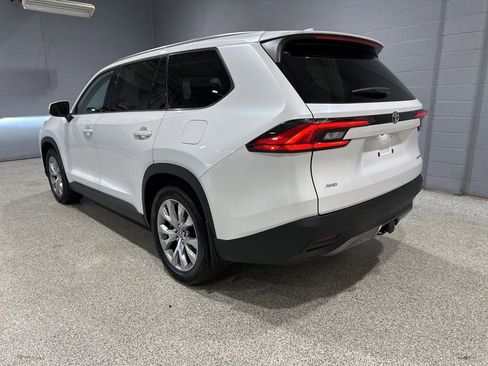 Certified 2024 Toyota Grand Highlander Limited image 7