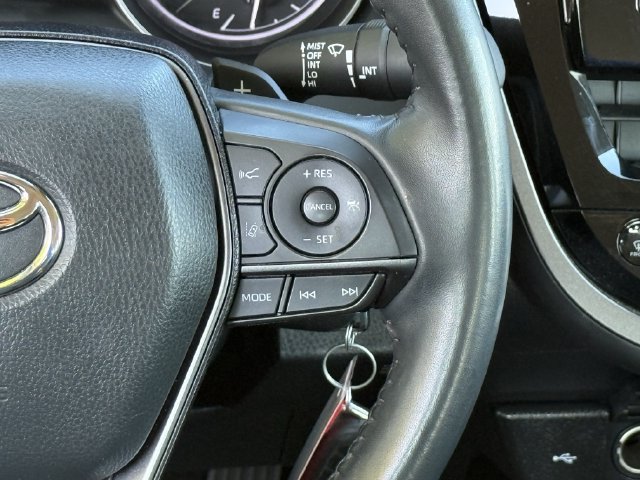Used 2024 Toyota Camry SE FWD image 14