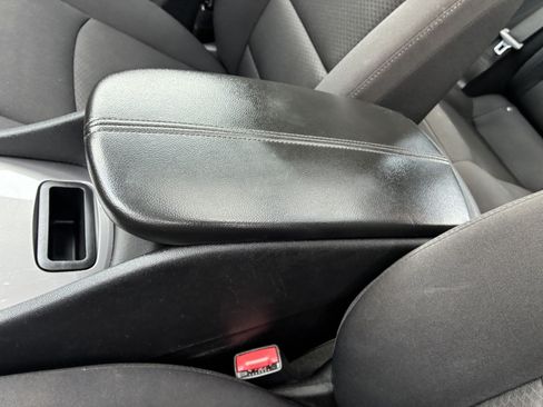 Used 2024 Chevrolet Malibu LT FWD image 35