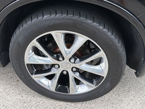 Used 2014 Dodge Durango R/T w/ Premium Nappa Leather Group RWD image 18