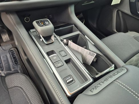 New 2026 Nissan Pathfinder SV w/ Cargo Package FWD image 29