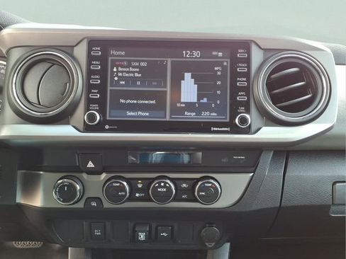 Used 2021 Toyota Tacoma SR5 image 19