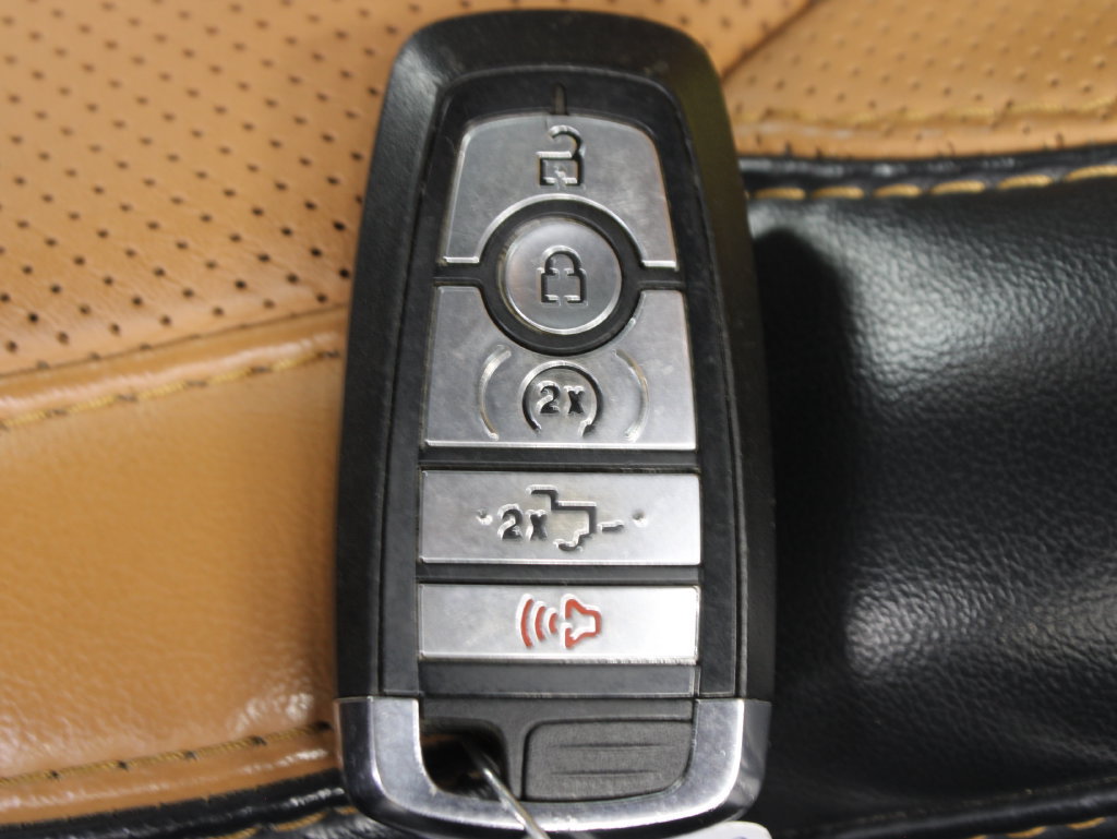 Used 2024 Ford F250 Platinum AWD/4WD image 81