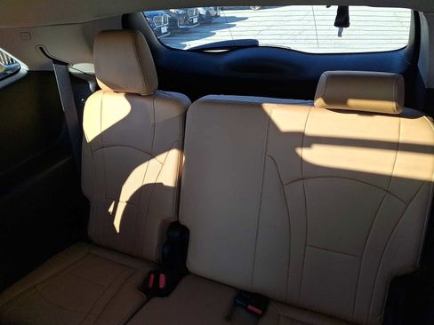 Used 2018 Buick Enclave Essence w/ LPO, Hit The Road Package image 11