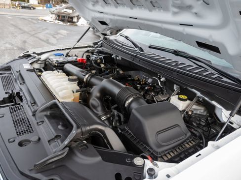 Used 2024 Ford Expedition Limited image 52