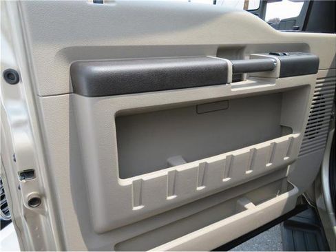 Used 2008 Ford F350 XLT image 12