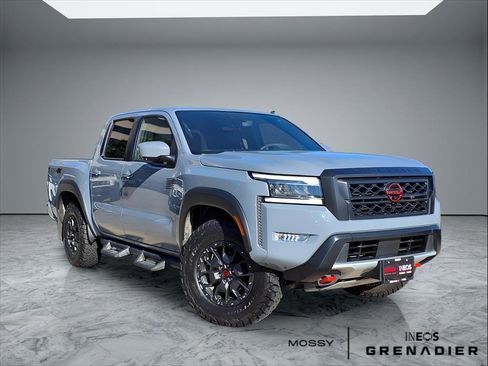 Used 2023 Nissan Frontier PRO-4X w/ Pro-4X Premium Package image 1