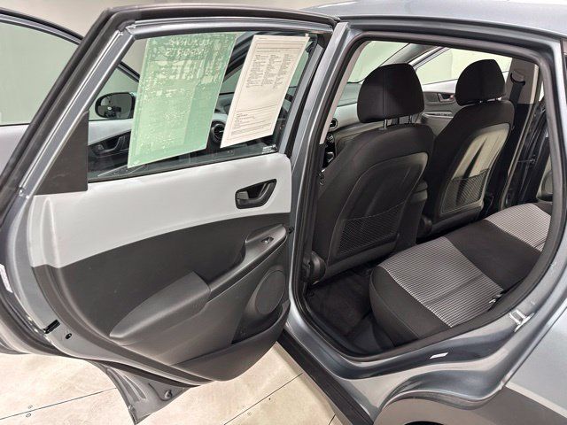 Used 2020 Hyundai Kona SE AWD/4WD image 15