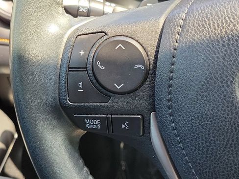 Used 2017 Toyota RAV4 SE AWD/4WD image 32