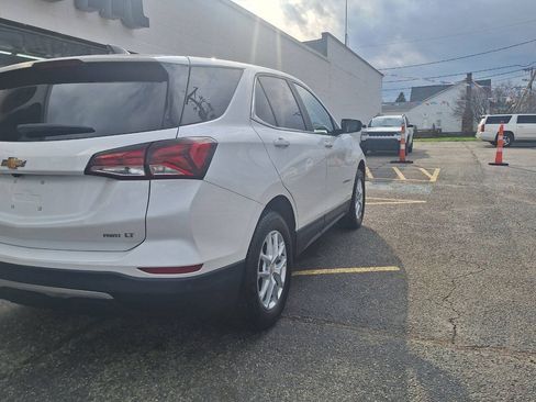 Used 2023 Chevrolet Equinox LT AWD/4WD image 7