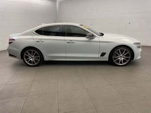 Used 2022 Genesis G70 3.3T image 6