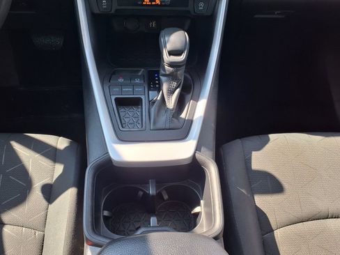 Used 2024 Toyota RAV4 XLE FWD image 28