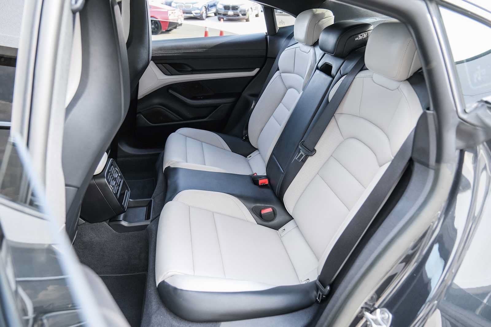 Used 2023 Porsche Taycan RWD image 28