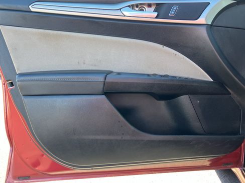 Used 2019 Ford Fusion S FWD image 13