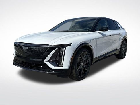 New 2026 Cadillac Lyriq Signature Sport w/ Nappa Leather Package RWD image 2