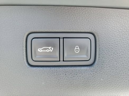 Used 2025 Genesis GV80 3.5T Prestige AWD/4WD image 30