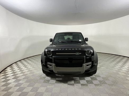 Used 2025 Land Rover Defender 110 X-Dynamic SE image 8