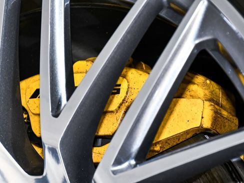 Used 2025 Mercedes-Benz AMG GT 55 image 96