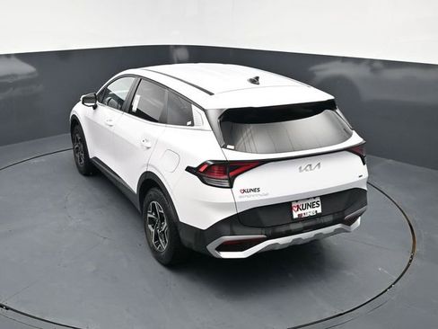 Used 2025 Kia Sportage LX image 38