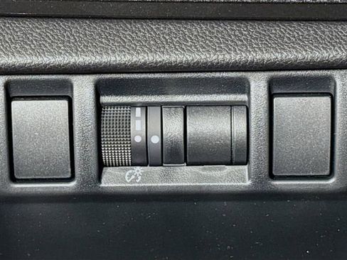 New 2025 Subaru Crosstrek 2.5i Limited image 10