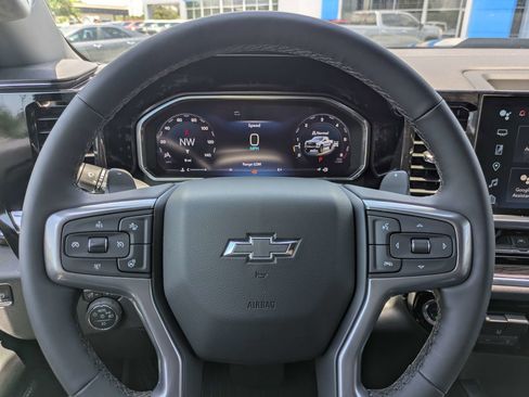 New 2026 Chevrolet Silverado 1500 LT Trail Boss w/ LT Trail Boss Premium Package AWD/4WD image 18