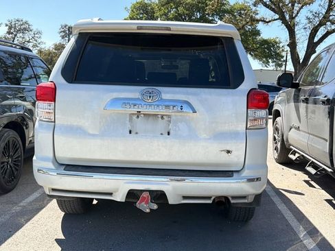 Used 2011 Toyota 4Runner Limited image 6