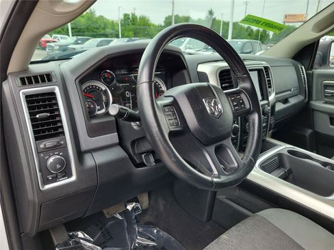 Used 2018 RAM 1500 Big Horn AWD/4WD image 16