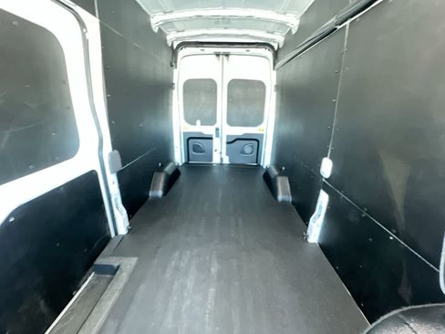 Used 2022 Ford Transit 250 148 High Roof AWD w/ Load Area Protection Package image 26