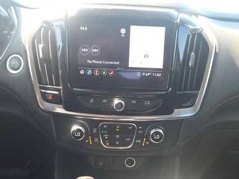 Used 2020 Chevrolet Traverse RS w/ LPO, Floor Liner Package FWD image 31