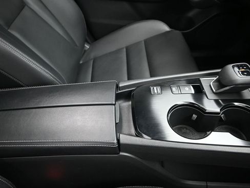 Used 2024 Nissan Rogue SL w/ SL Premium Package image 28