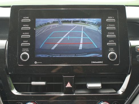 Used 2022 Toyota Camry LE FWD image 7