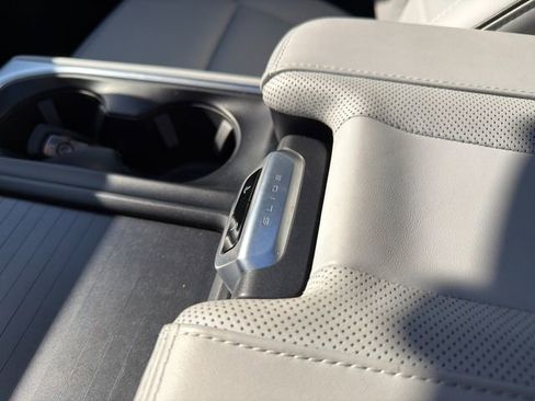 Used 2025 Ford Expedition Max Platinum w/ Platinum Ultimate Package image 48