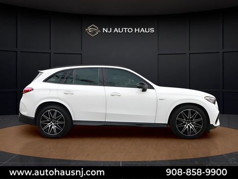 Used 2025 Mercedes-Benz GLC 43 AMG 4MATIC image 9