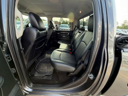 Used 2016 RAM 1500 Laramie w/ Convenience Group AWD/4WD image 19