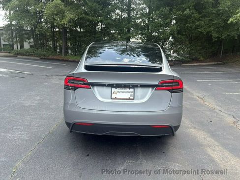 Used 2024 Tesla Model X AWD/4WD image 9