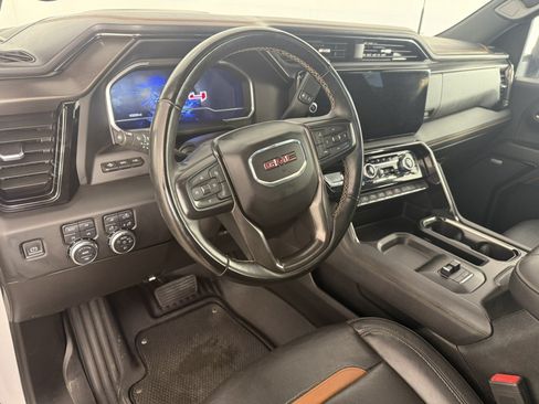 Used 2024 GMC Sierra 3500 AT4 w/ Technology Package AWD/4WD image 18