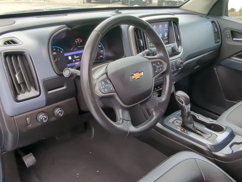 Used 2022 Chevrolet Colorado Z71 w/ Safety Package image 13